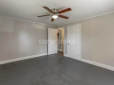 Building Photo - 921 Cantwell St