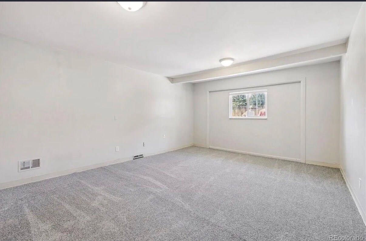 Building Photo - 10211 W 59th Pl