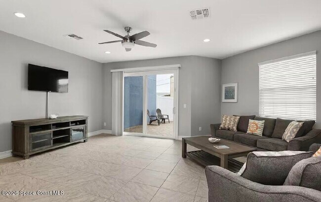 Building Photo - 164 Mediterranean Way