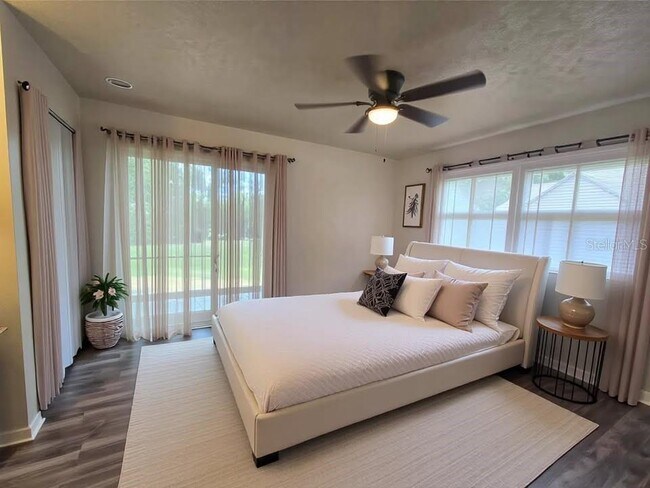 Building Photo - 1414 E 108th Ave