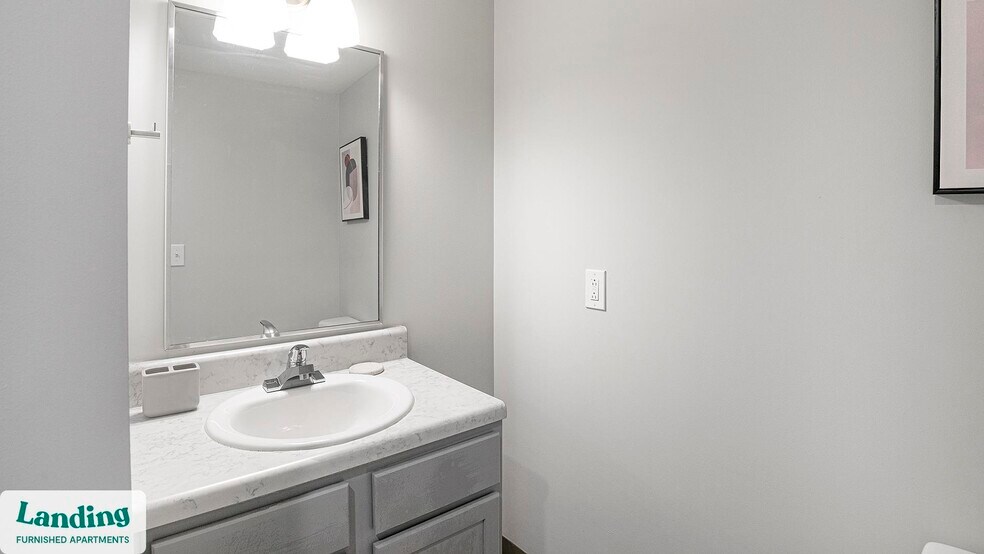 Building Photo - 2308 4th Ave N