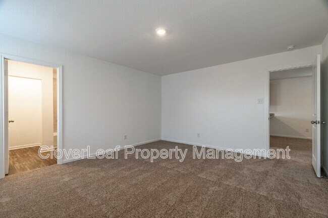 Building Photo - 744 Shoal Crk