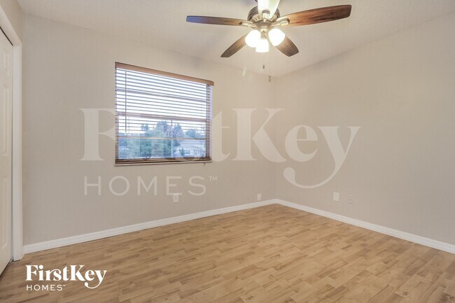 Building Photo - 3021 Dikewood Ct