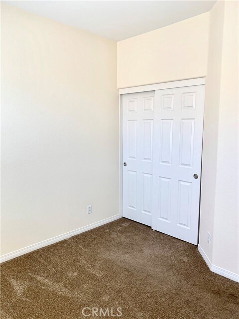 Building Photo - 142 Principia Ct