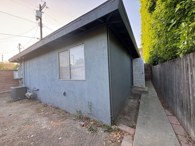 Building Photo - 1671 1/2 W 212th St