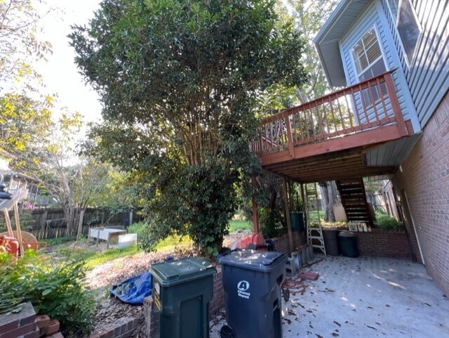 Deck - 205 Camellia Dr