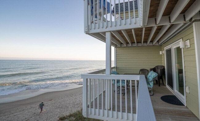 Building Photo - OCEANFRONT GETAWAY OFF-SEASON MONTHLY RENTAL