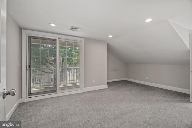 Building Photo - 1515 Butler Pike