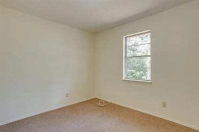 Building Photo - 107 McClain St