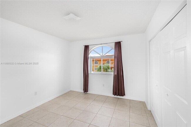 Building Photo - 7666 W 34th Ln