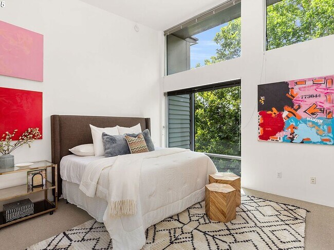 Building Photo - 1510 SE 34th Ave