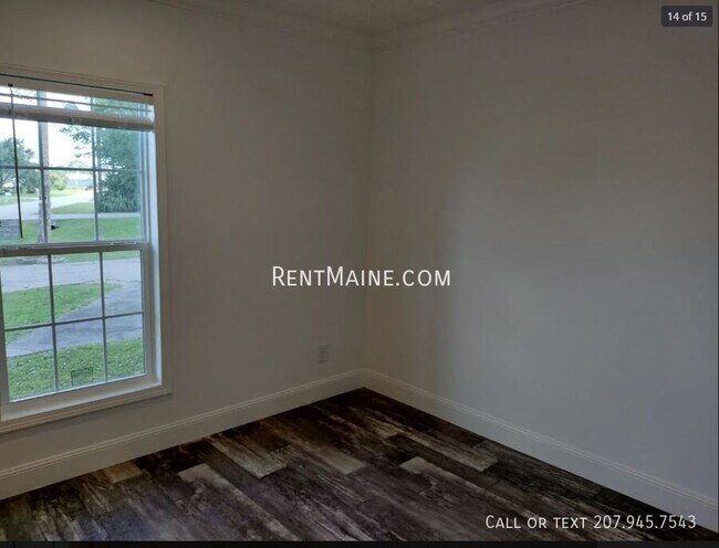 Building Photo - 516 SE 4th St