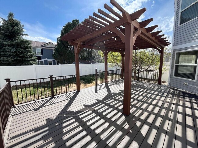 Building Photo - 18744 Burlington Pl