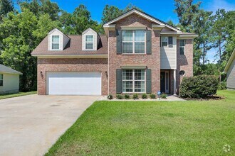 Building Photo - 3 bedroom 2.5 bath with bonus room in Lega...