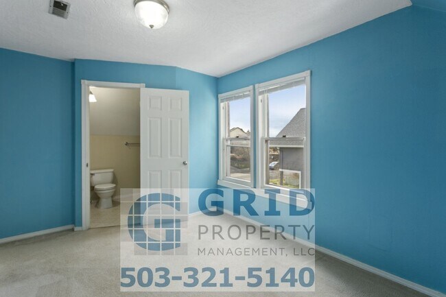 Building Photo - Spacious 3 Bedroom, 2 Bath Craftsman - Creston Park Neighborhood - A Must See!