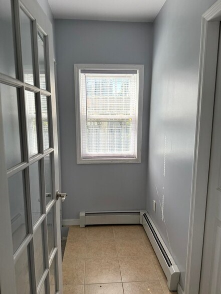 Building Photo - 6132 Booth St