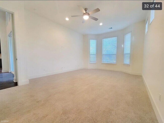 Building Photo - 7848 Laramie Bnd