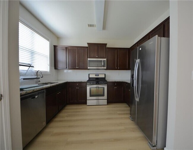 Building Photo - 4724 Beacon Ridge Ln
