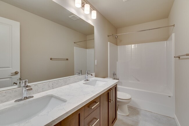 Building Photo - Beautiful Bothell Home Close to North Creek High!