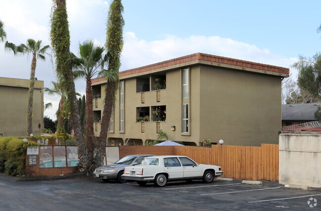Building Photo - Centre Towers Apartments