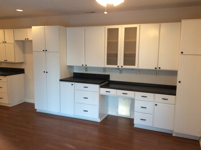 Building Photo - Warren Twp - 3 BR ranch