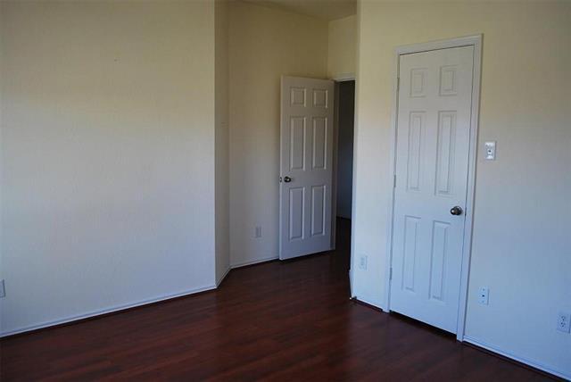 Building Photo - 704 Corral St