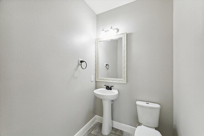 Building Photo - 6159 Flint Ct