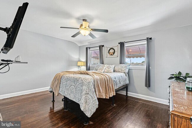 Building Photo - 8272 Kavanagh Rd