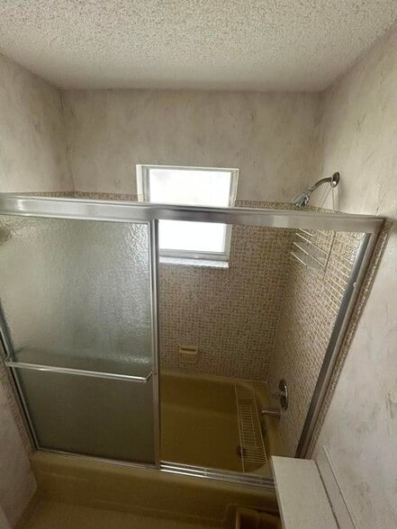 Building Photo - 2013 Vastine Dr