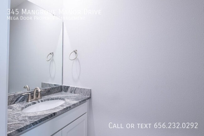 Building Photo - 345 Mangrove Manor Dr