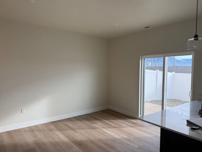 Building Photo - 3143 W 1625 N