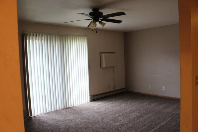 Building Photo - Two Bedroom Units located at 3221-3223 Wanta Dr in Plover