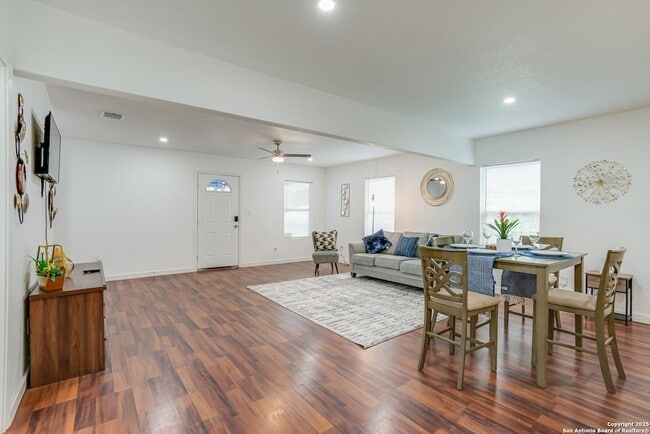 Building Photo - 1039 McKinley Ave