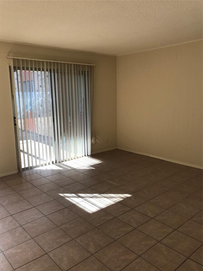 Building Photo - 2610 Salado St