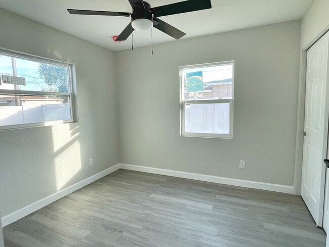 Building Photo - 2860 35th St S