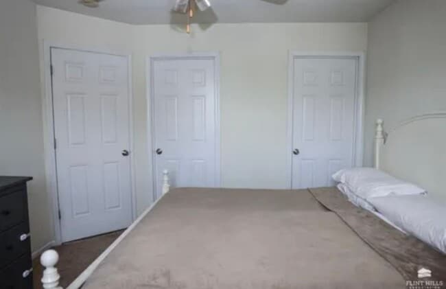 Building Photo - ADORABLE DUPLEX CLOSE TO EISENHOWER M.S!