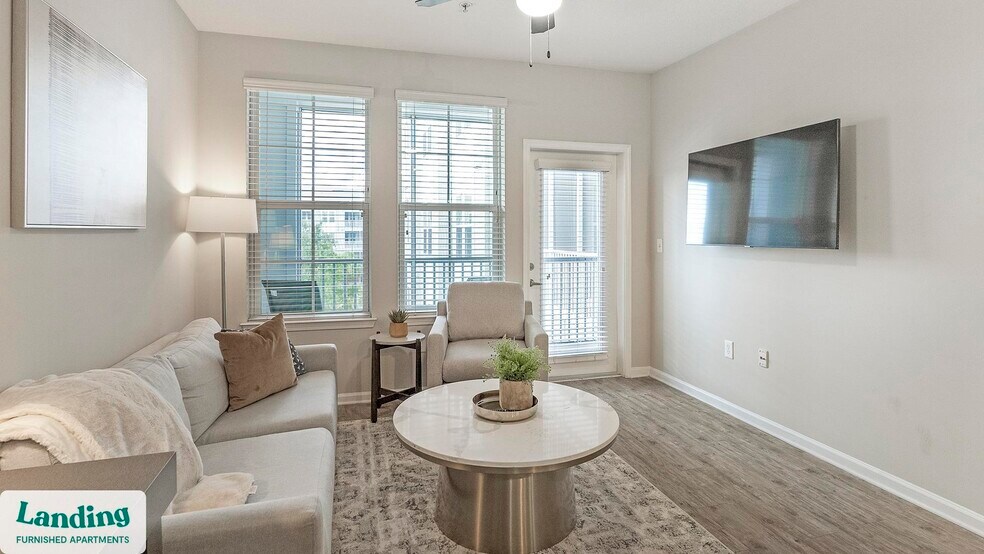 Building Photo - 2300 Tapestry Park Dr