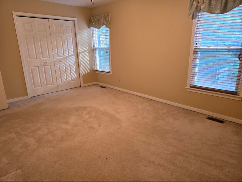 Building Photo - 8703 Hermitage Trace Ct