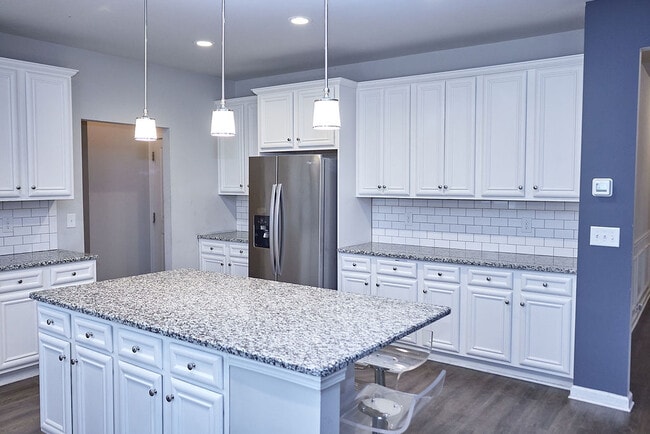 Building Photo - 7687 Volion Dr