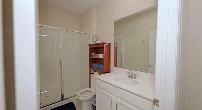 Building Photo - Magnetite Loop