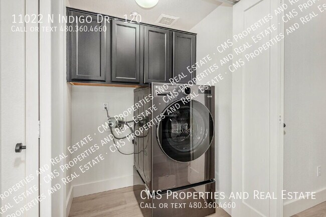 Building Photo - 11022 N Indigo Dr