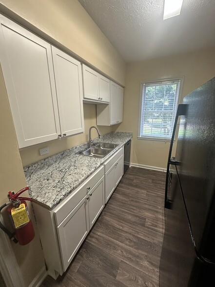  - Hillcrest Apartments