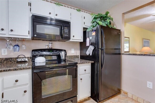 Building Photo - 4258 27th Ct SW