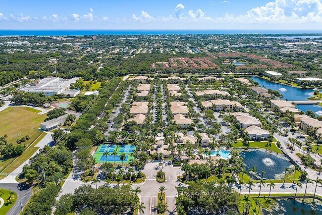 Building Photo - 3023 Alcazar Pl