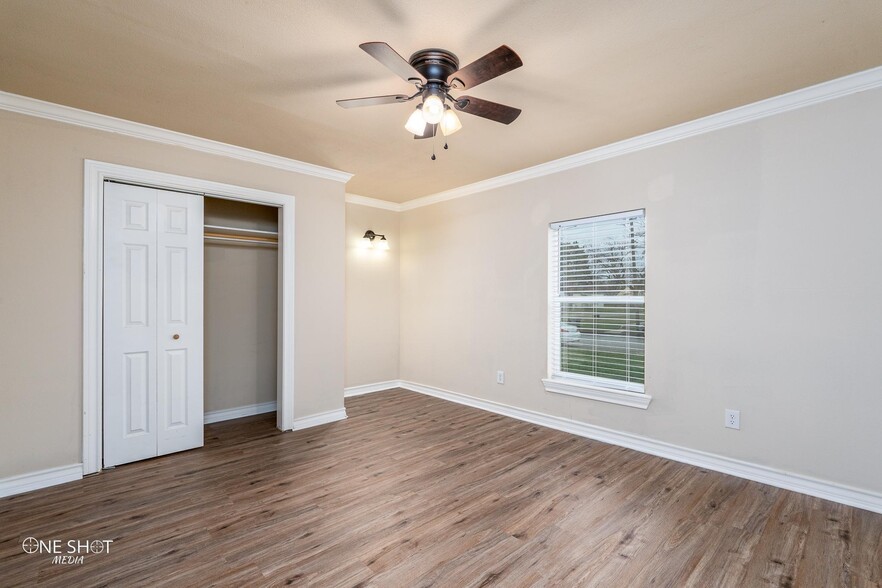 Building Photo - 1410 S 32nd St