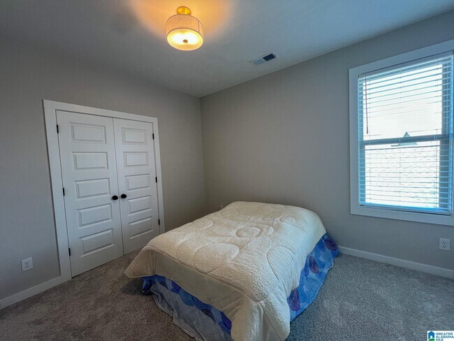 Building Photo - 4740 Arden Wy