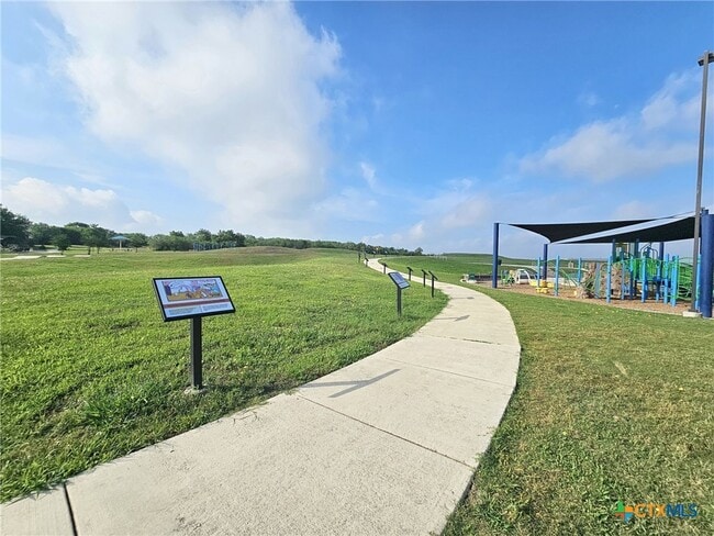 Building Photo - 776 Bullsnake Trl