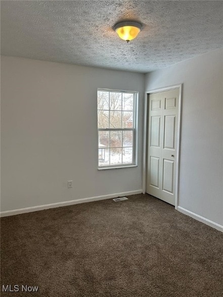 Building Photo - 3164 E 130th St