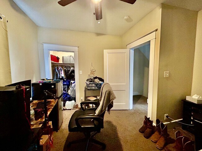 Building Photo - **PRE-LEASING FOR 2026–2027 SCHOOL YEAR!**