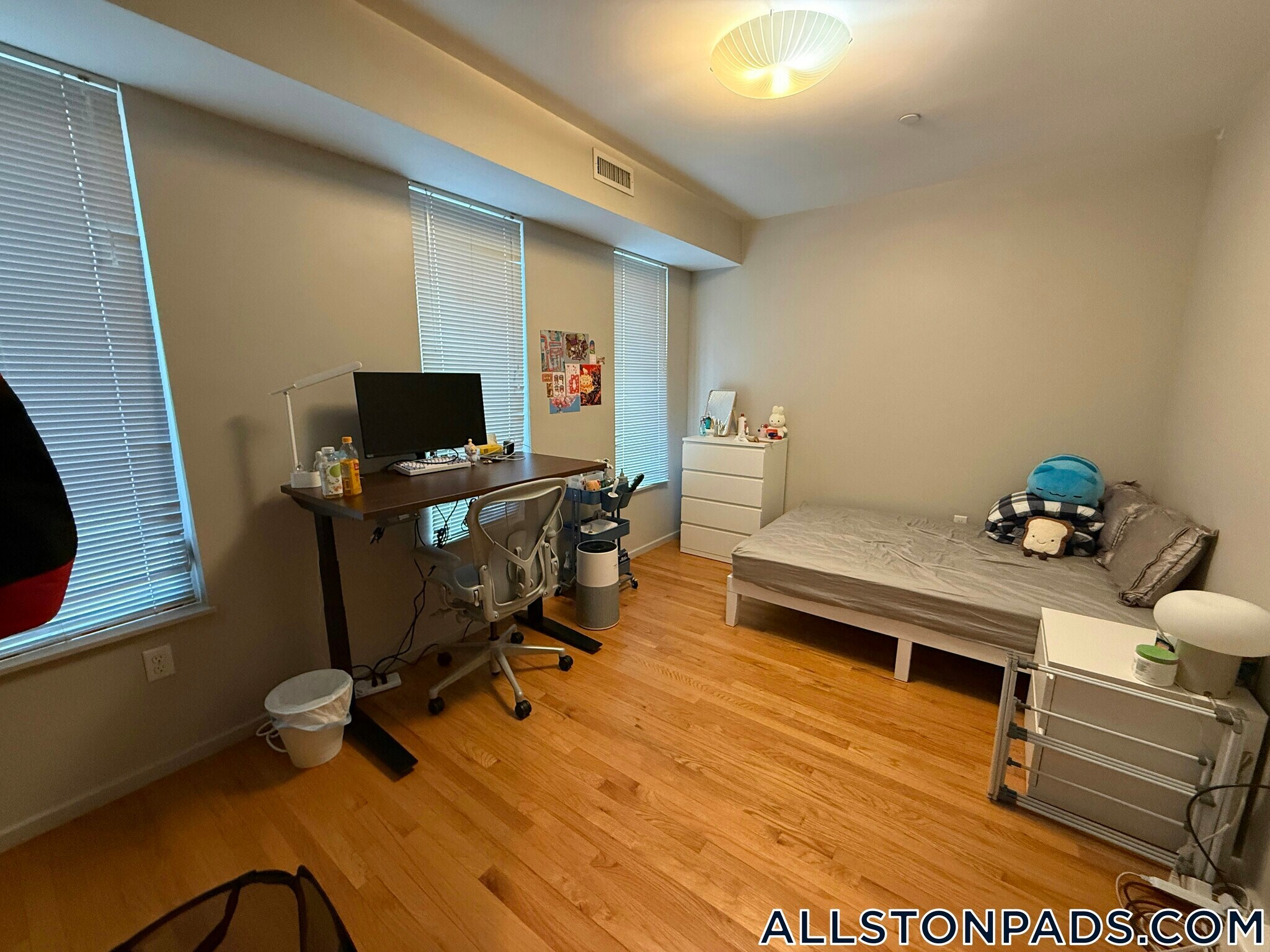 Building Photo - 53 Glenville Ave